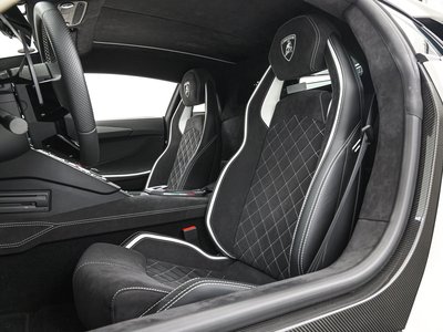 2018 Lamborghini AVENTADOR — миниатюра 16