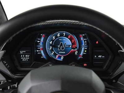 2018 Lamborghini AVENTADOR — миниатюра 23