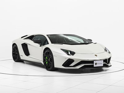 LAMBORGHINI AVENTADOR - 2