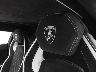 2018 Lamborghini AVENTADOR — миниатюра 17