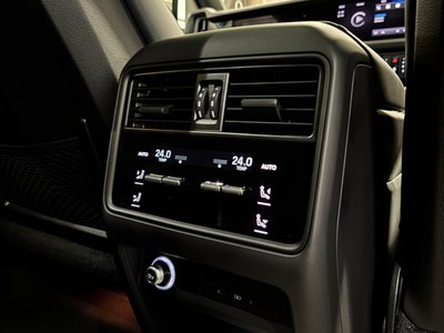 2024 Porsche CAYENNE — миниатюра 19