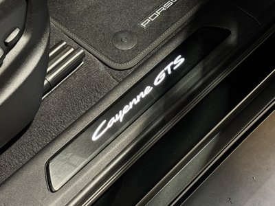 2024 Porsche CAYENNE — миниатюра 14
