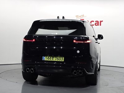 2025 LAND Rover RANGE ROVER SPORT photo 4