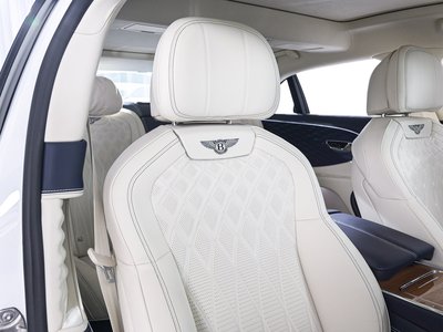 2023 Bentley FLYING SPUR — миниатюра 18