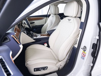 2023 Bentley FLYING SPUR — миниатюра 15