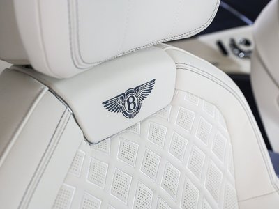 2023 Bentley FLYING SPUR — миниатюра 17