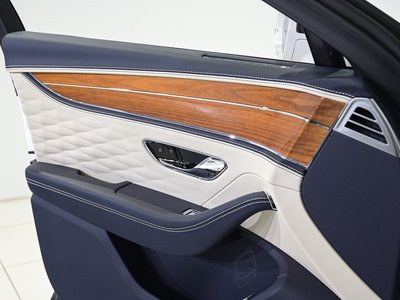 2023 Bentley FLYING SPUR — миниатюра 11