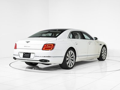 2023 Bentley FLYING SPUR photo 6