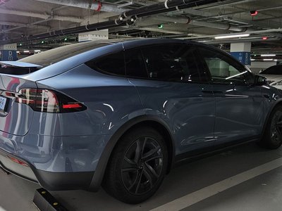 2026 Tesla MODEL X — фото 3