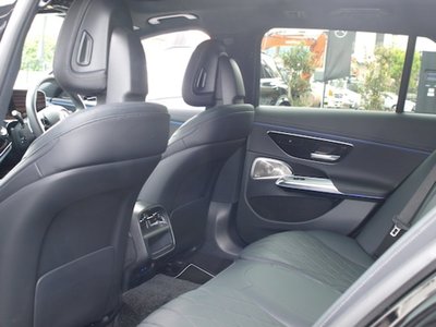 MERCEDES-BENZ E-CLASS - 9