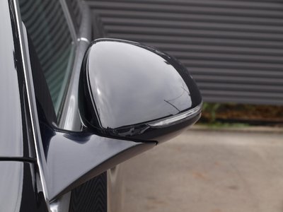 MERCEDES-BENZ E-CLASS - 5