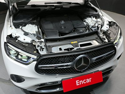 MERCEDES-BENZ GLC - 7