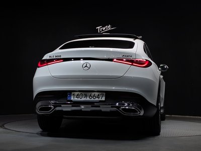 MERCEDES-BENZ GLC - 4