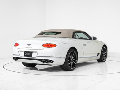 صورة 8 لـ 2023 Bentley CONTINENTAL