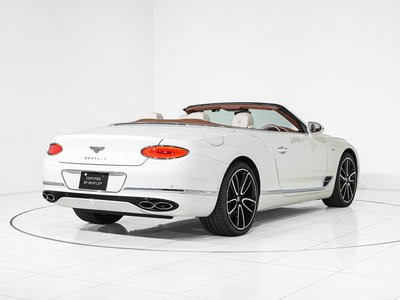 صورة 5 لـ 2023 Bentley CONTINENTAL