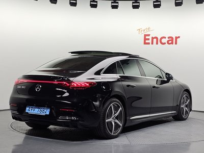 MERCEDES-BENZ EQE - 4