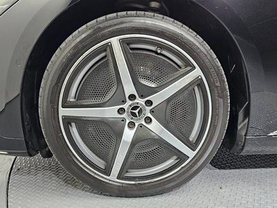 MERCEDES-BENZ EQE - 6