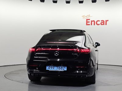 MERCEDES-BENZ EQE - 3