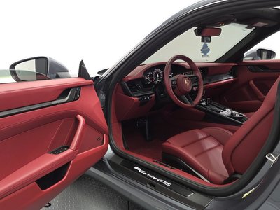 PORSCHE 911 - 10