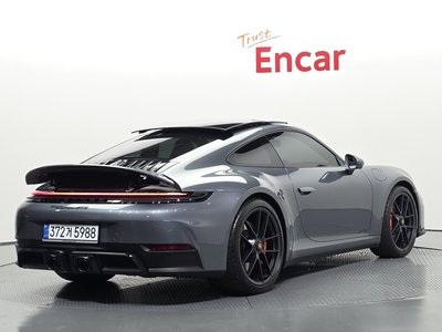 PORSCHE 911 - 4