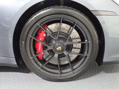 PORSCHE 911 - 6