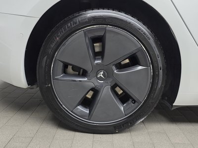 صورة 8 لـ 2022 Tesla MODEL 3