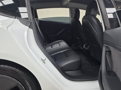 صورة مصغرة 17 لـ 2022 Tesla MODEL 3