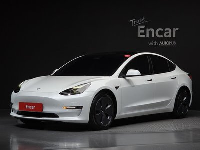 صورة 1 لـ 2022 Tesla MODEL 3