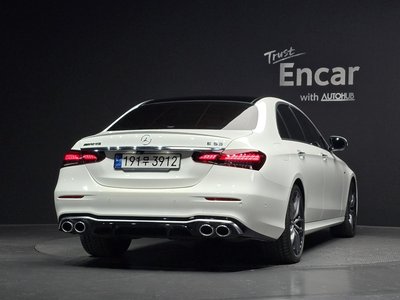 MERCEDES-BENZ E-CLASS - 3