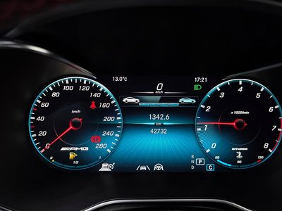 MERCEDES-BENZ GLC - 8