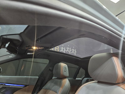 2025 BMW 5 SERIES thumbnail 16