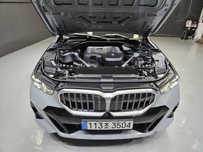 صورة 7 لـ 2025 BMW 5 SERIES