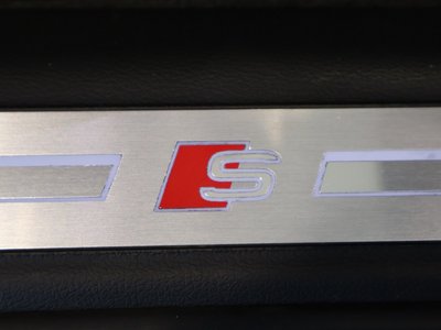 2024 AUDI S8 — миниатюра 41