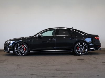 صورة 3 لـ 2024 AUDI S8