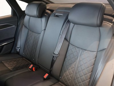 2024 AUDI S8 — миниатюра 22
