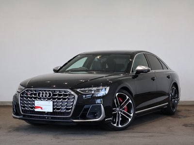 صورة 1 لـ 2024 AUDI S8