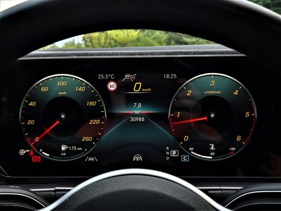 MERCEDES-BENZ GLE - 9