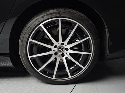 MERCEDES-BENZ EQS - 8