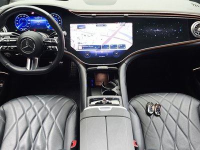 MERCEDES-BENZ EQS - 5