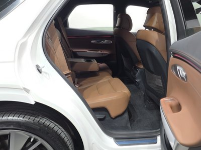 2024 Genesis GV70 — миниатюра 17