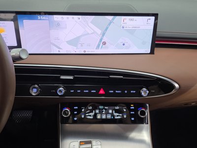 2024 Genesis GV70 — миниатюра 19