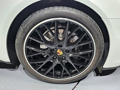 PORSCHE PANAMERA - 6