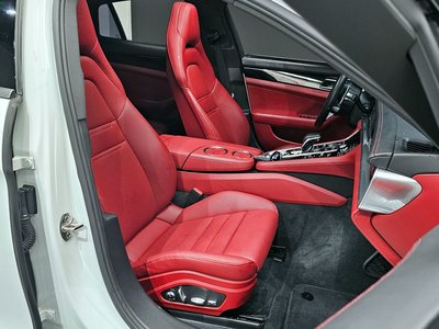 PORSCHE PANAMERA - 10