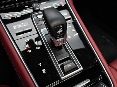 PORSCHE PANAMERA - 9