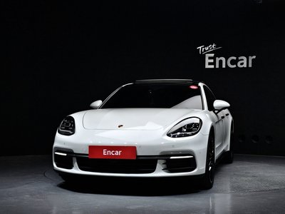 PORSCHE PANAMERA - 2