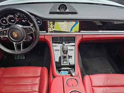 PORSCHE PANAMERA - 5