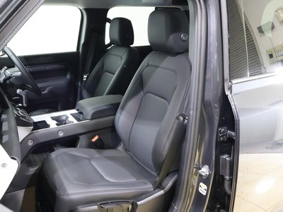 LAND ROVER DEFENDER - 5