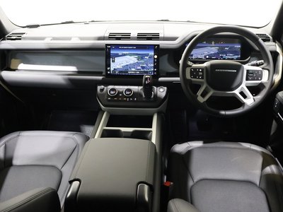 LAND ROVER DEFENDER - 6