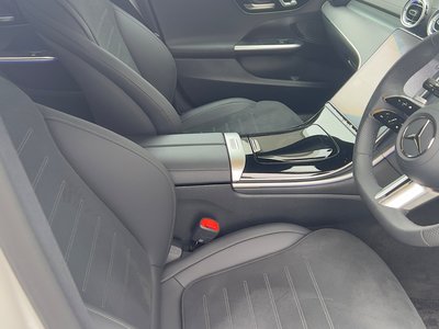 صورة مصغرة 17 لـ 2025 Mercedes-BENZ C-CLASS