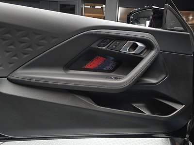 2025 BMW M2 缩略图 14